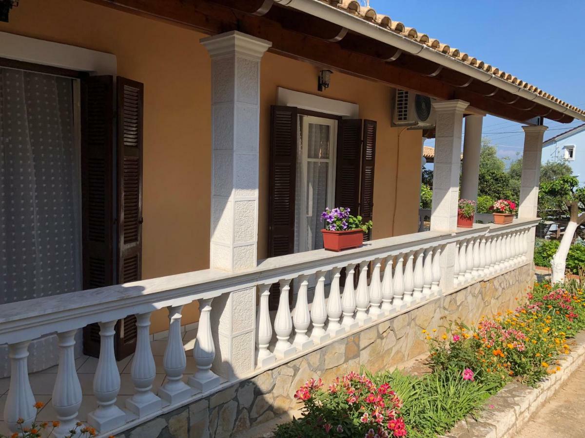 Alexandra' S Village House Kato Korakiana Exterior foto